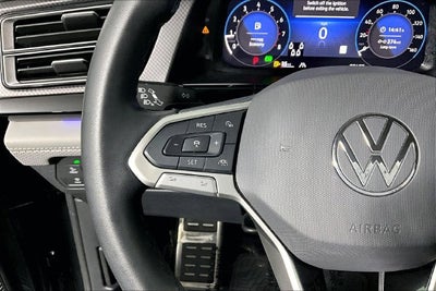 2024 Volkswagen Atlas 2.0T Peak Edition SEL