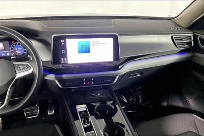 2024 Volkswagen Atlas 2.0T Peak Edition SEL
