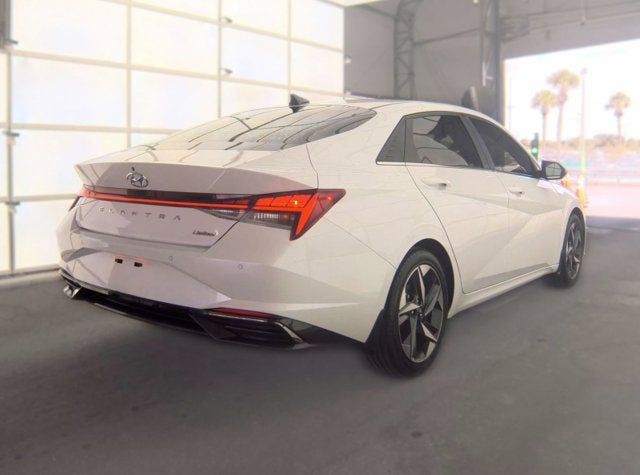 2022 Hyundai Elantra Limited