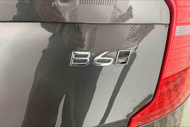 2024 Volvo XC90 B6 Plus Bright Theme