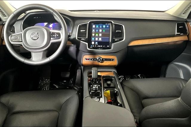 2024 Volvo XC90 B6 Plus Bright Theme