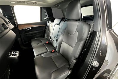 2024 Volvo XC90 B6 Plus Bright Theme
