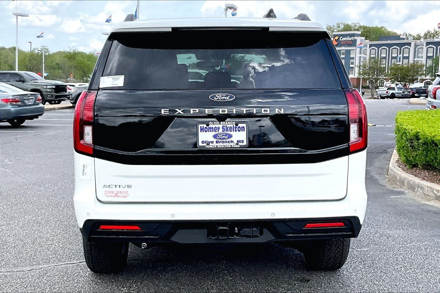 2026 Ford Expedition Active