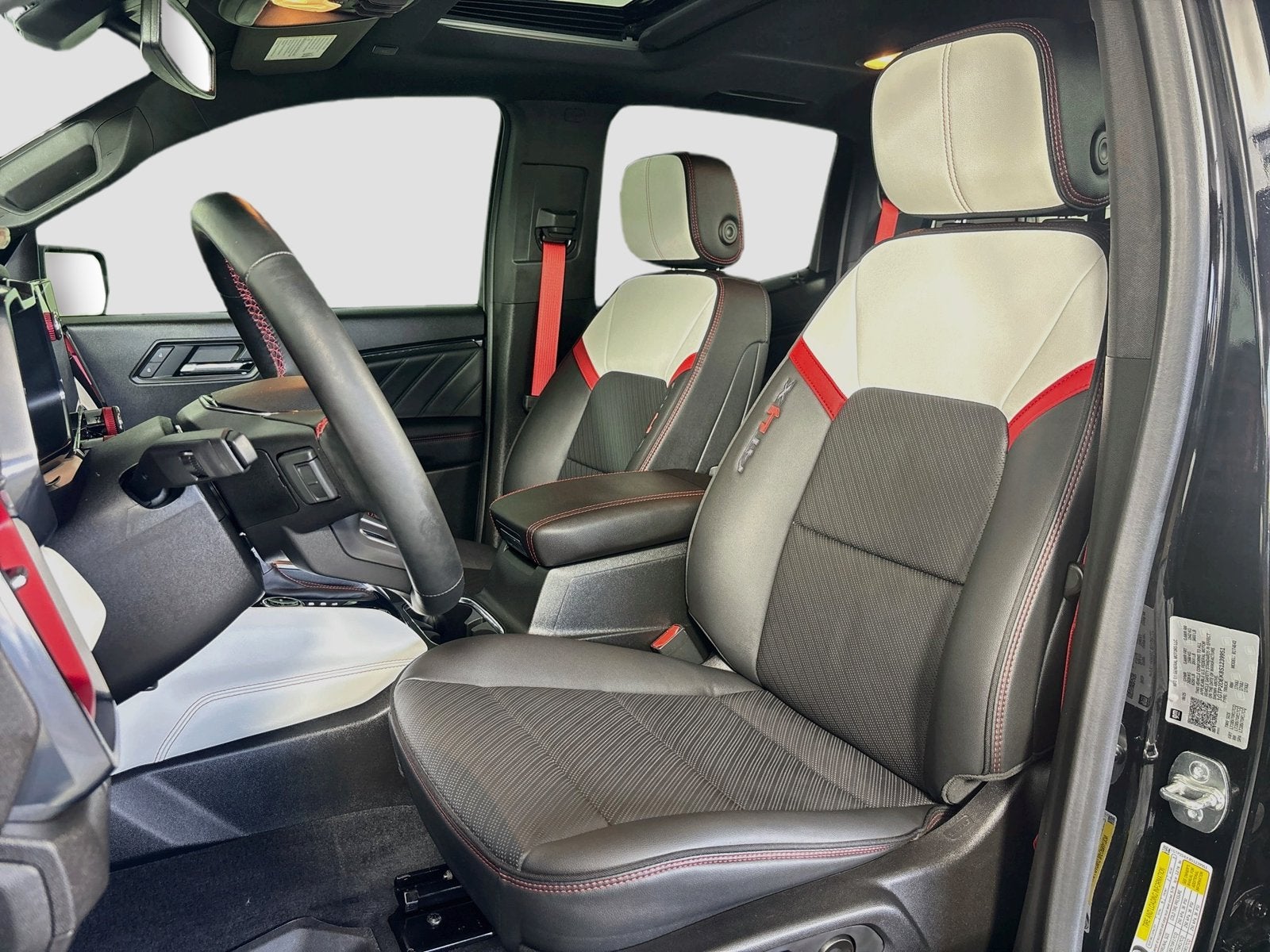 2025 GMC Canyon AT4