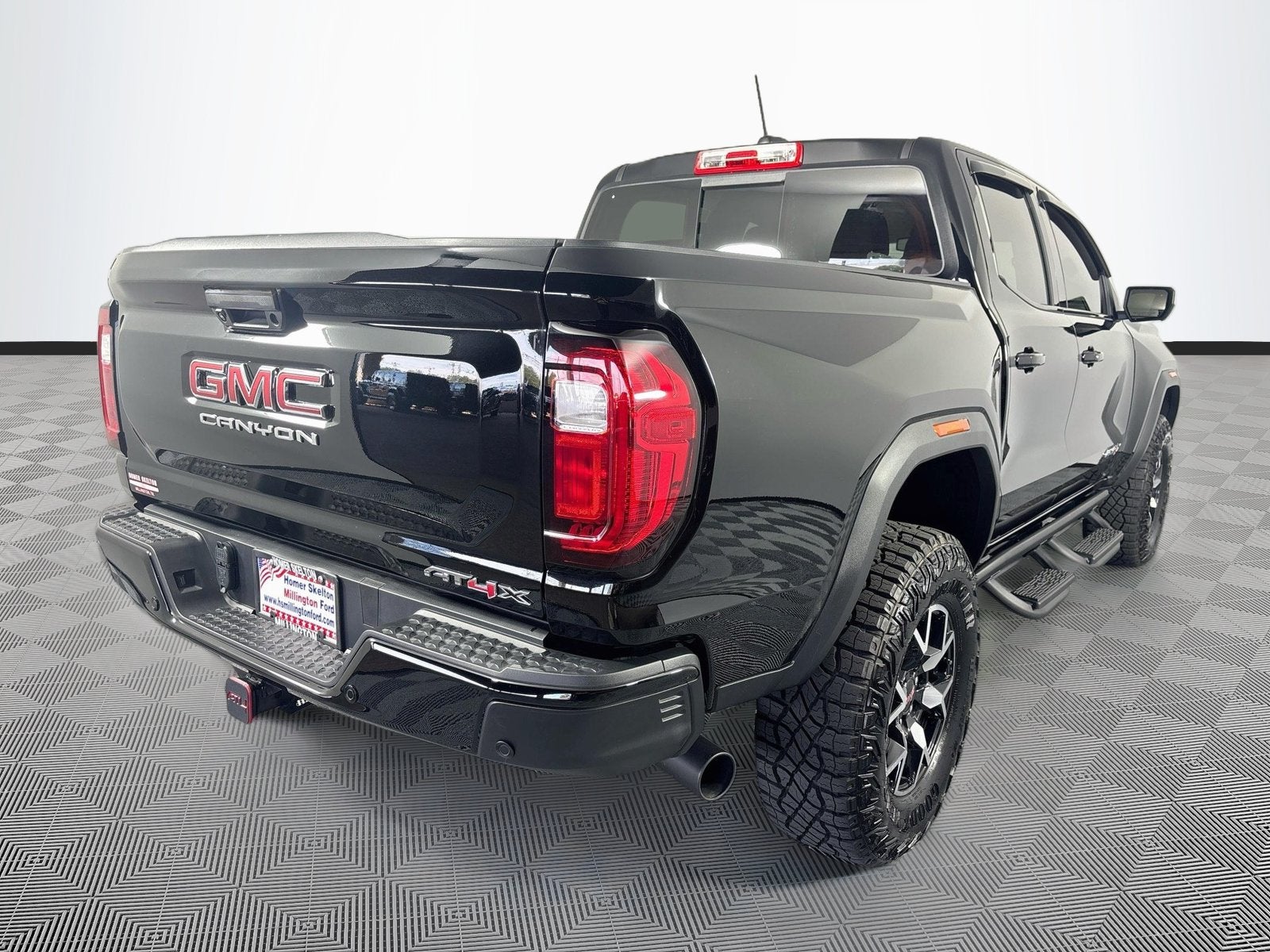 2025 GMC Canyon AT4
