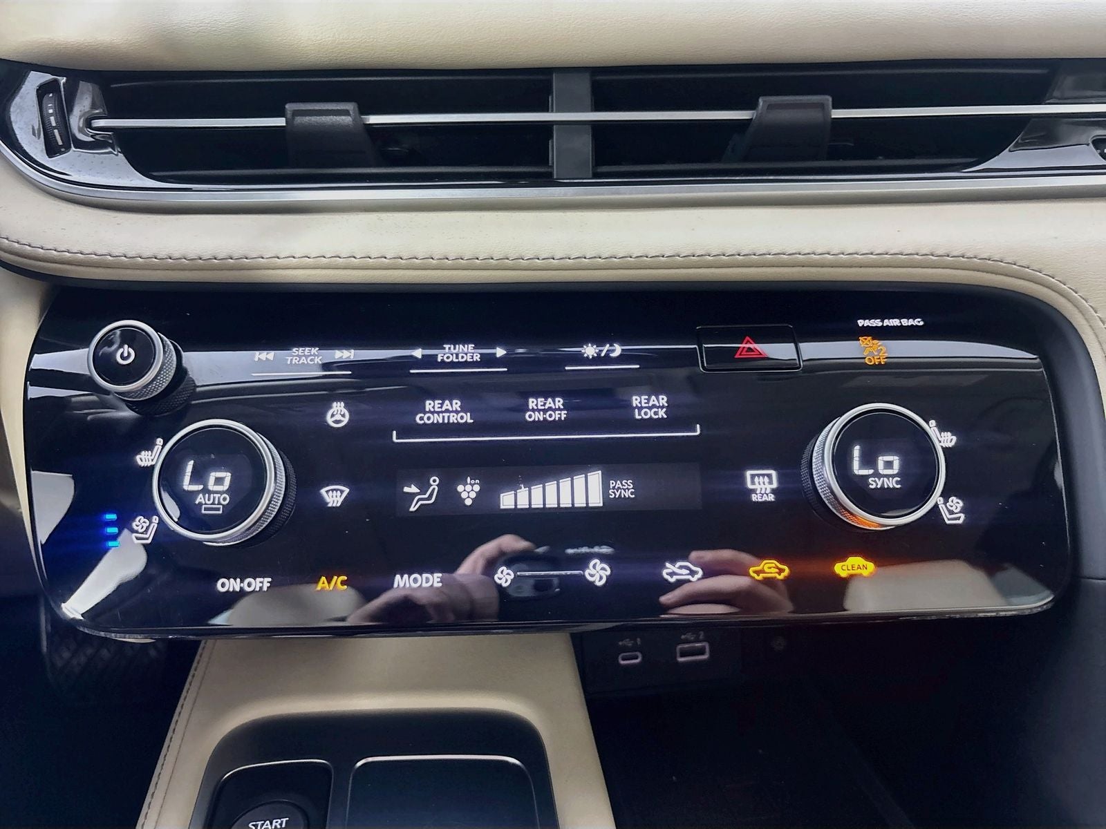 2023 INFINITI QX60 Sensory