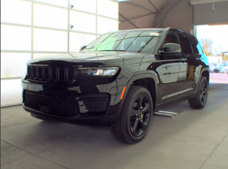 2024 Jeep Grand Cherokee Altitude
