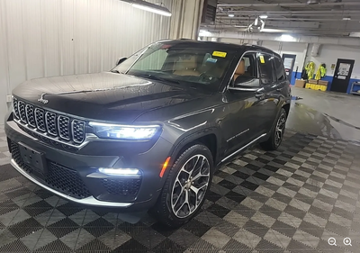 2023 Jeep Grand Cherokee Summit Reserve