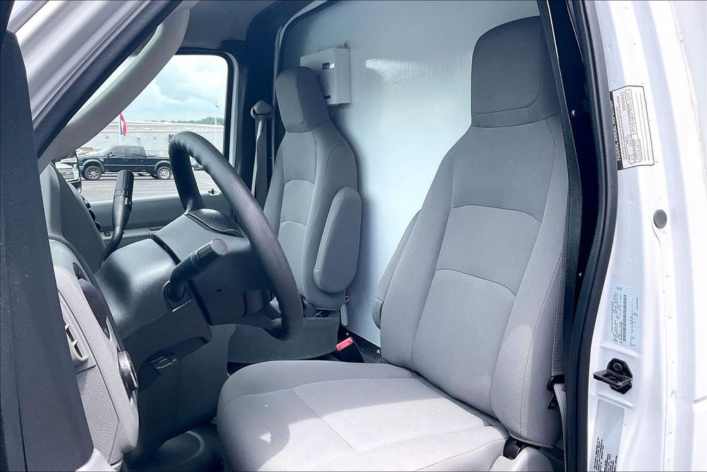 2024 Ford E-450SD Base