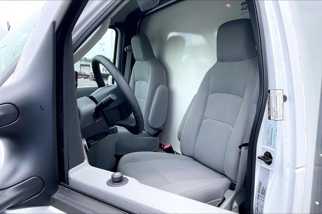 2024 Ford E-450SD Base