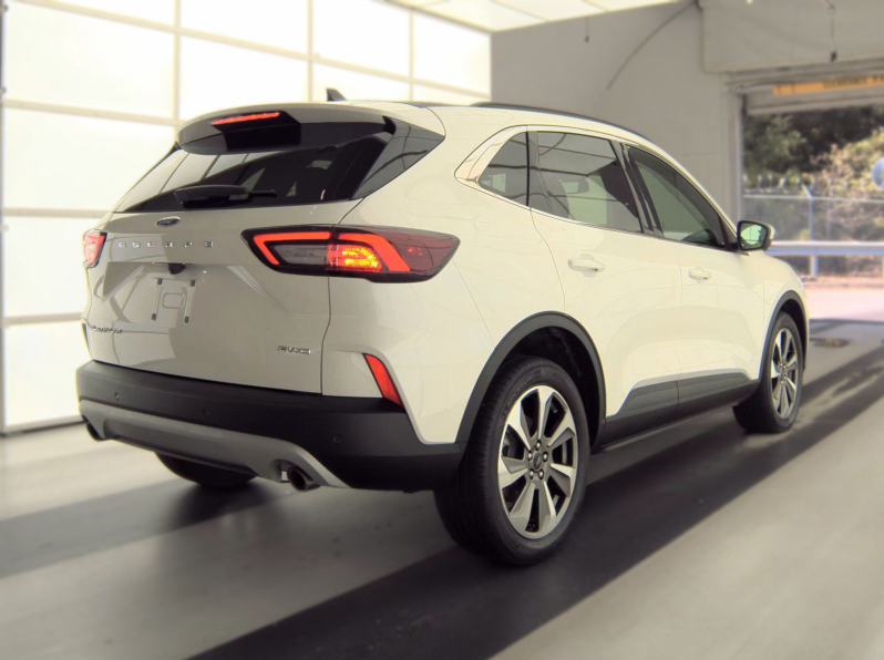 2023 Ford Escape Platinum