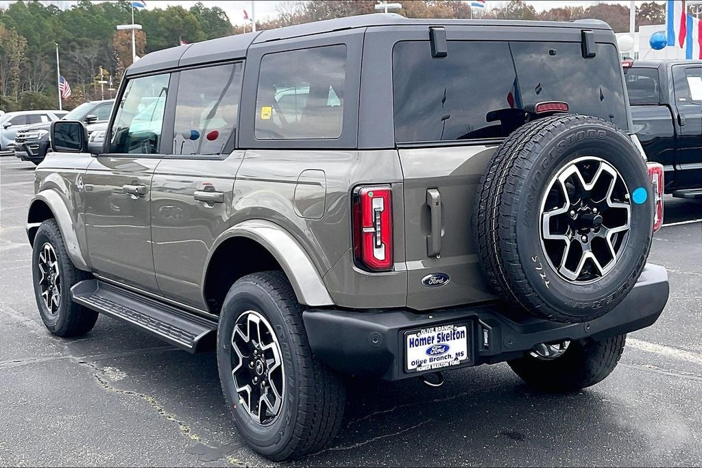 2025 Ford Bronco Outer Banks