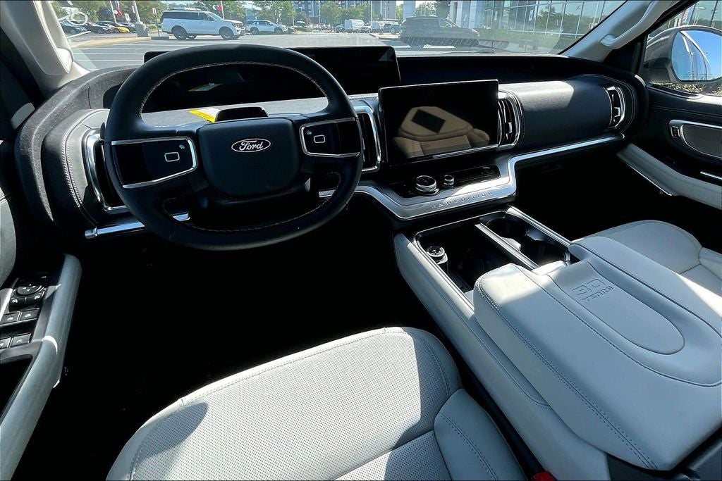 2027 Ford Expedition Max Platinum