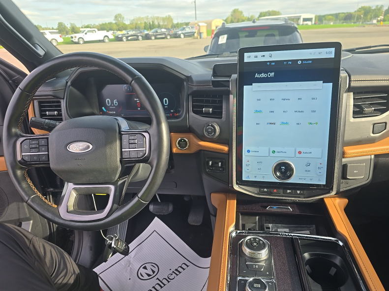 2023 Ford Expedition Platinum