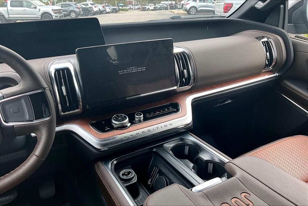 2027 Ford Expedition King Ranch