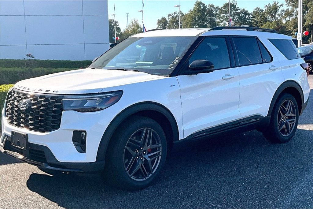 2027 Ford Explorer ST-Line