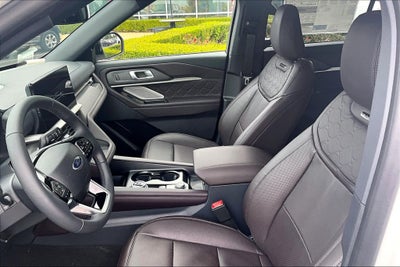 2027 Ford Explorer Platinum