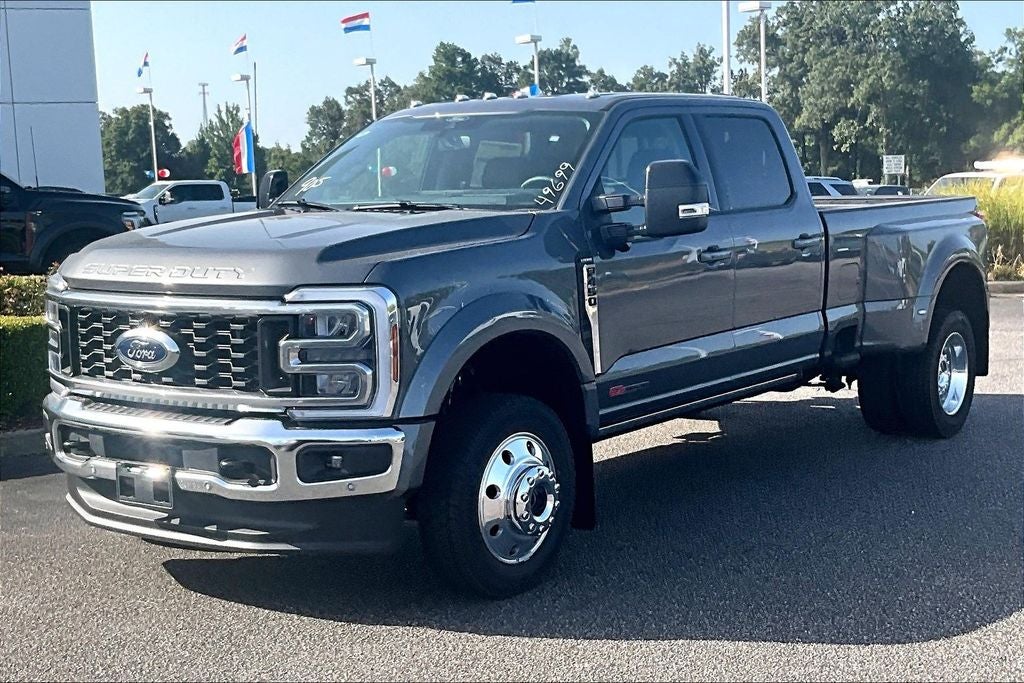 2026 Ford F-450SD Lariat DRW