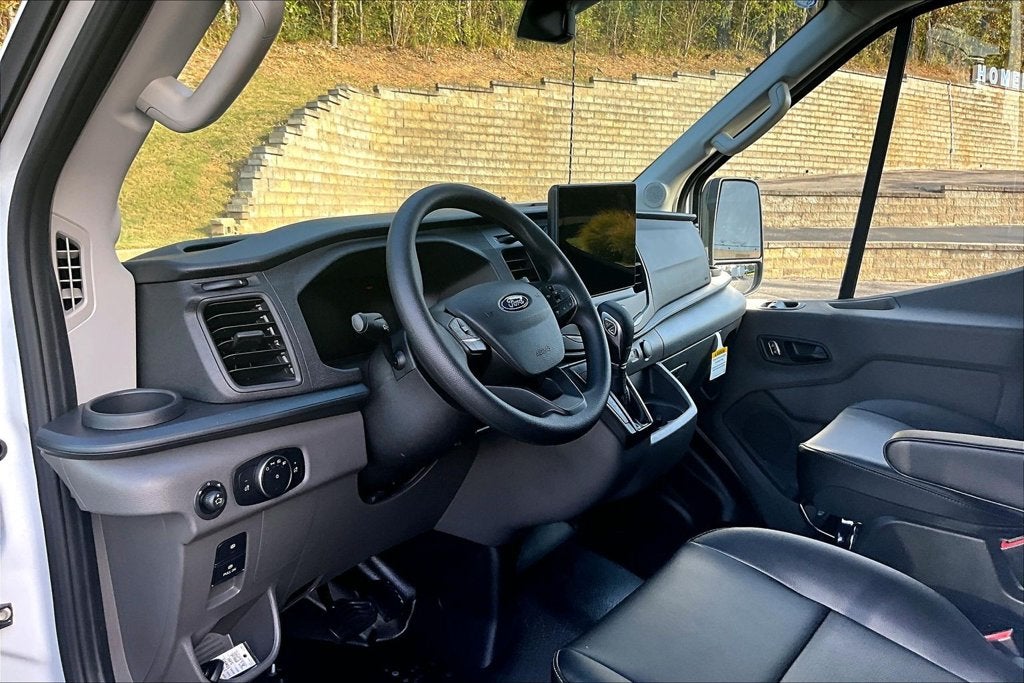 2027 Ford Transit-250 Base