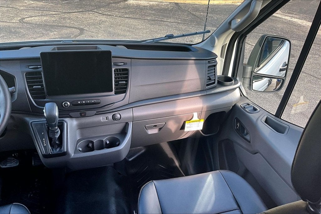 2027 Ford Transit-250 Base
