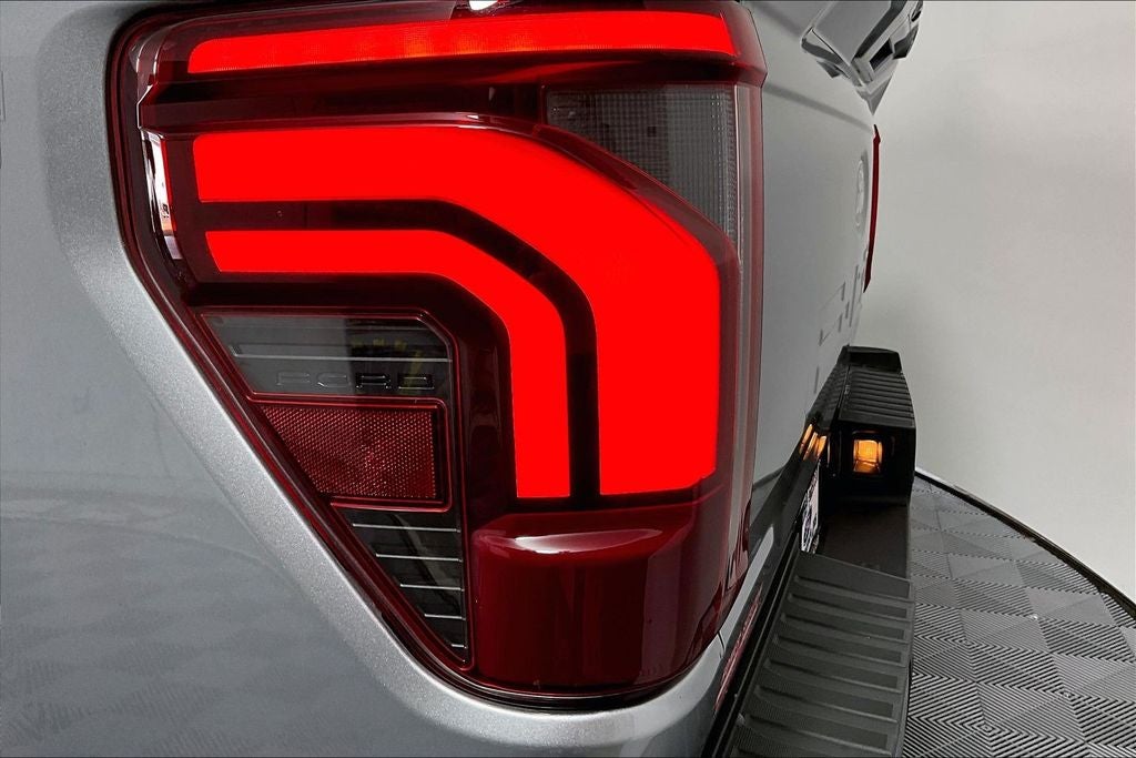2025 Ford F-150 Lariat - Photo 29