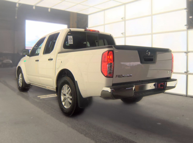 2021 Nissan Frontier SV