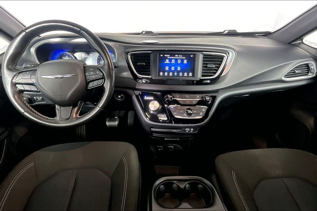 2020 Chrysler Pacifica Touring