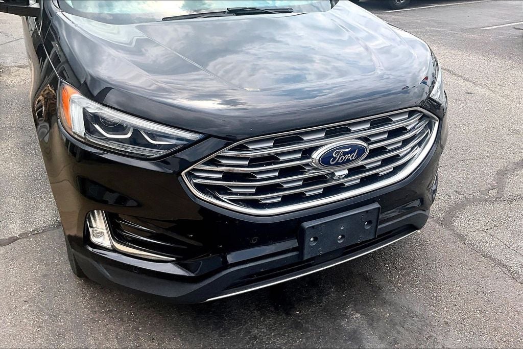 2021 Ford Edge Titanium
