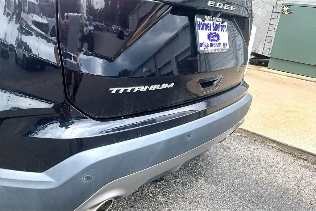 2021 Ford Edge Titanium
