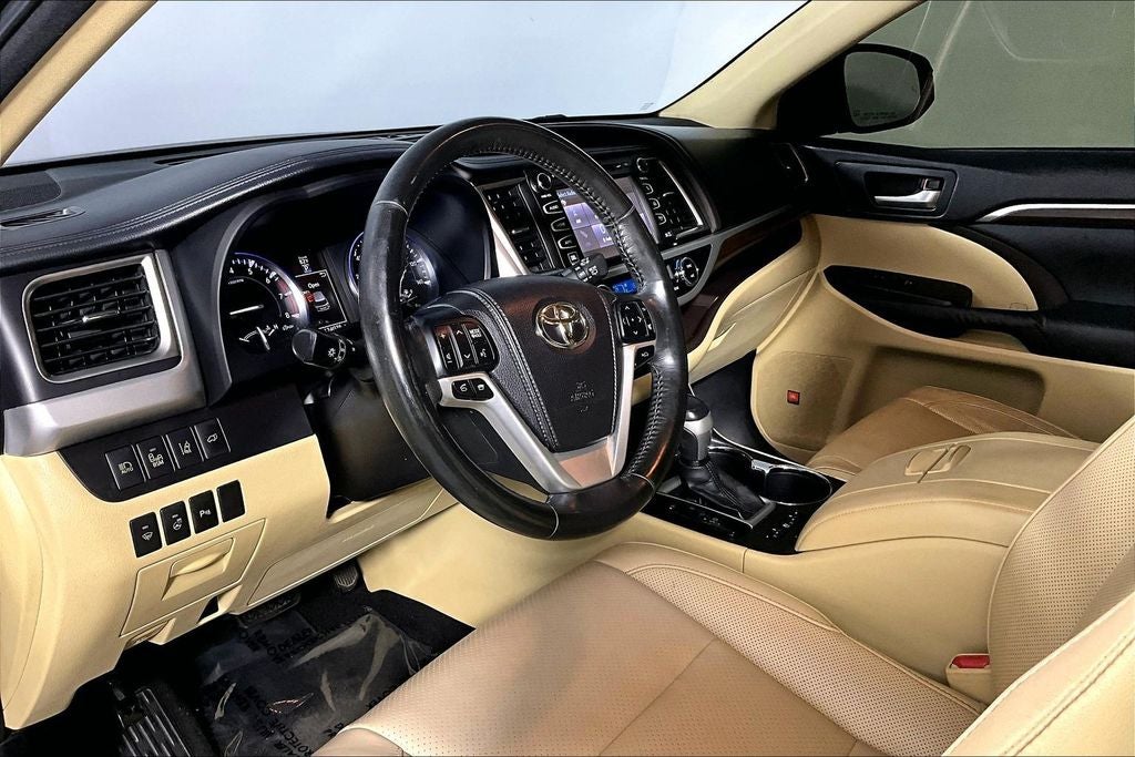 2015 Toyota Highlander Limited Platinum V6