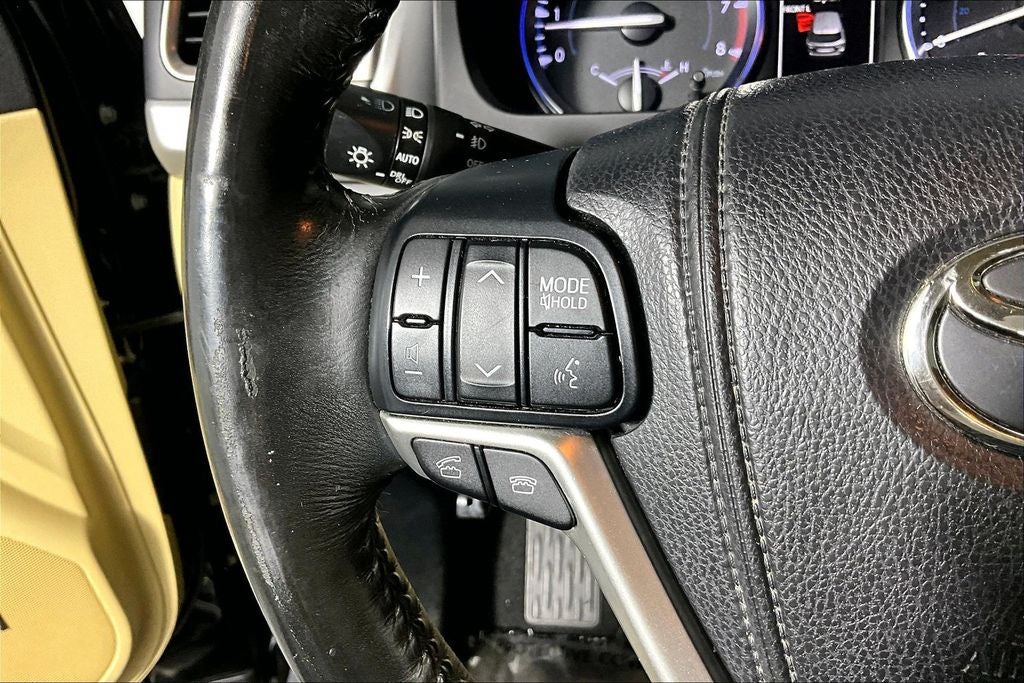 2015 Toyota Highlander Limited Platinum V6