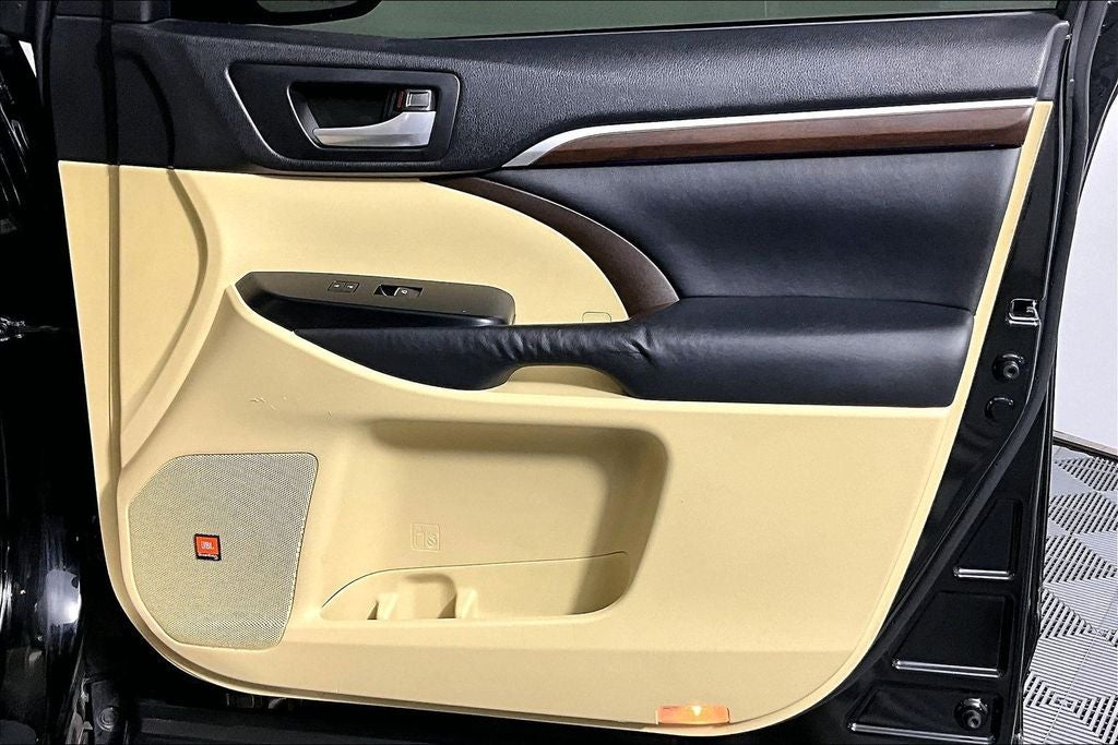 2015 Toyota Highlander Limited Platinum V6