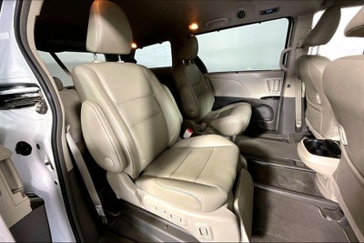 2019 Toyota Sienna XLE 7 Passenger
