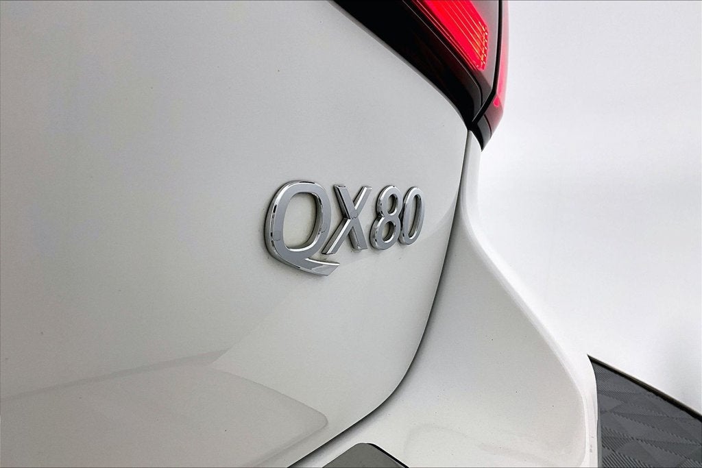 2018 INFINITI QX80 Base