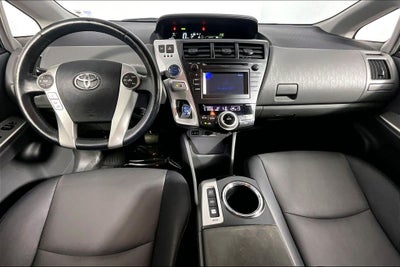 2014 Toyota Prius v Five