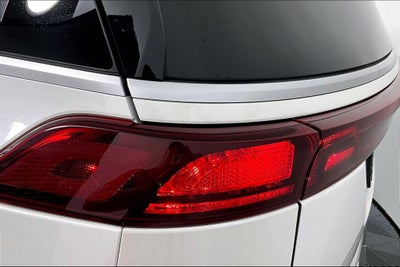 2023 Kia Carnival LX Seat Package