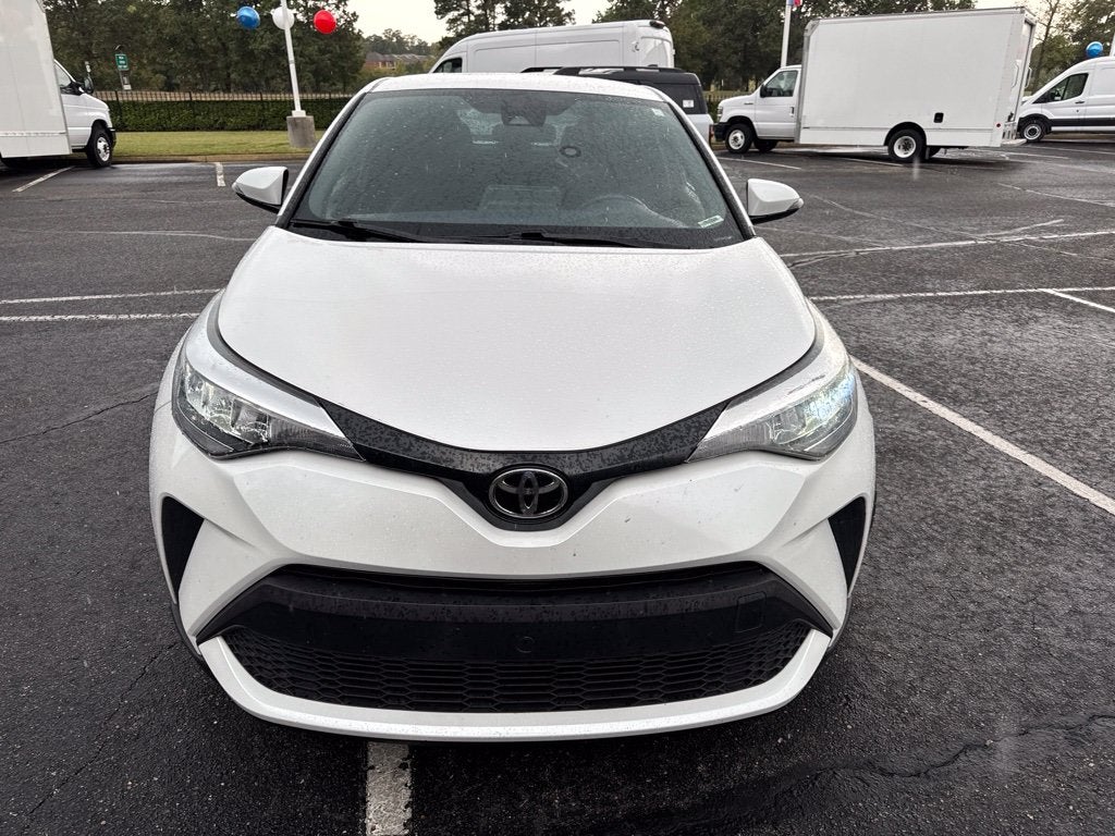 2022 Toyota C-HR XLE