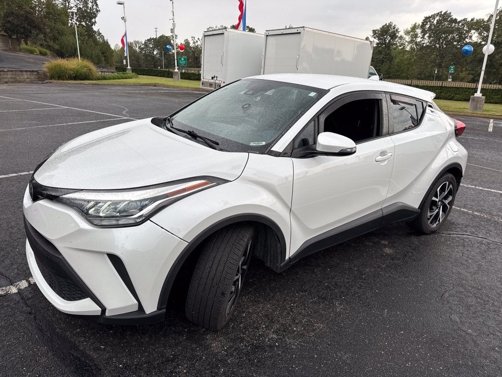 2022 Toyota C-HR XLE