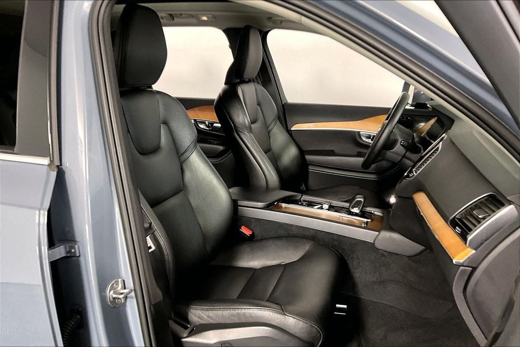 2023 Volvo XC90 B6 Plus 7-Seater