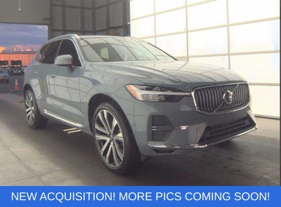 2023 Volvo XC60 B5 Ultimate Bright Theme