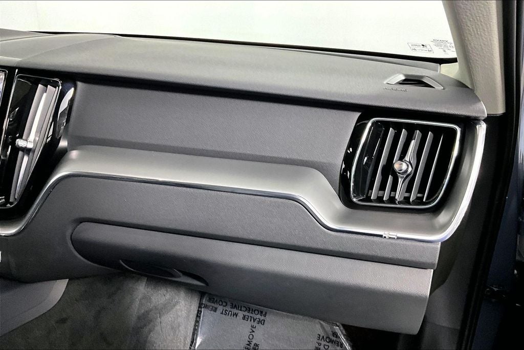2024 Volvo XC60 B5 Core
