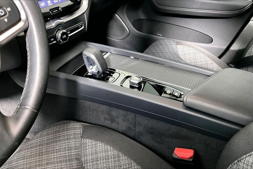 2024 Volvo XC60 B5 Core
