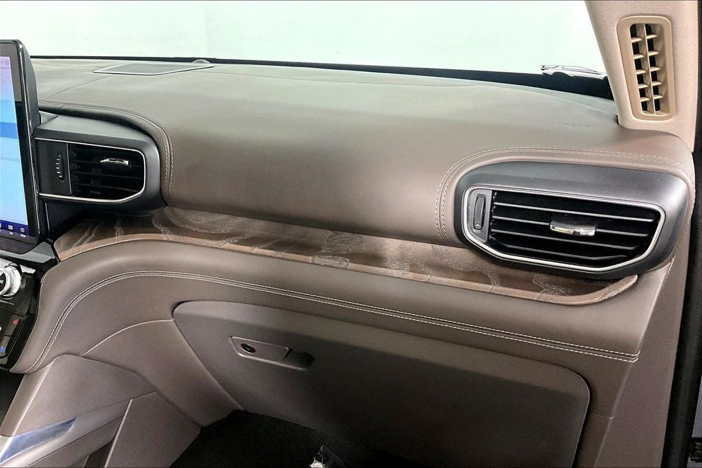 2023 Ford Explorer Platinum