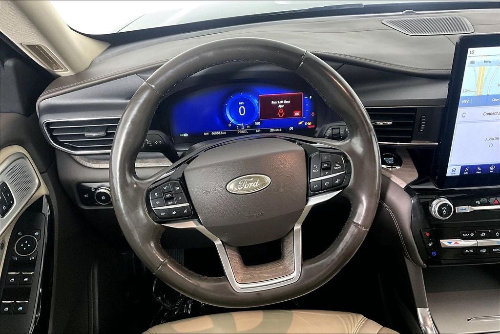 2023 Ford Explorer Platinum