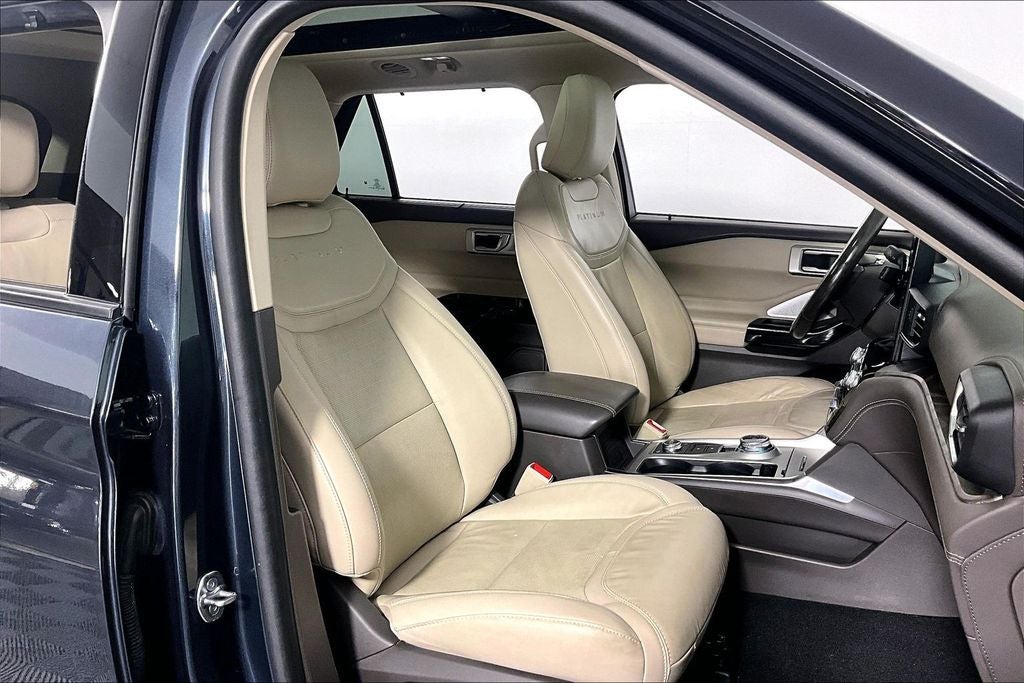 2023 Ford Explorer Platinum