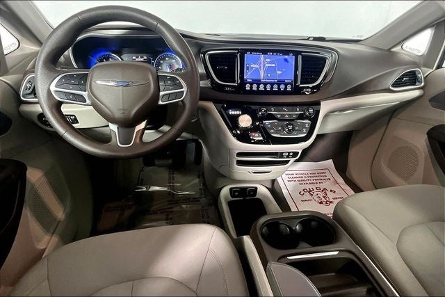 2017 Chrysler Pacifica Touring L