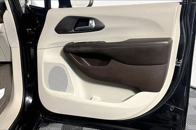 2017 Chrysler Pacifica Touring L