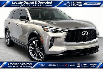 2023 INFINITI QX60 LUXE