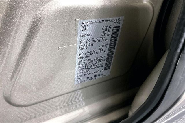 2023 INFINITI QX60 LUXE