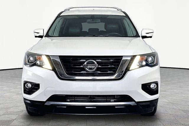 2017 Nissan Pathfinder SL